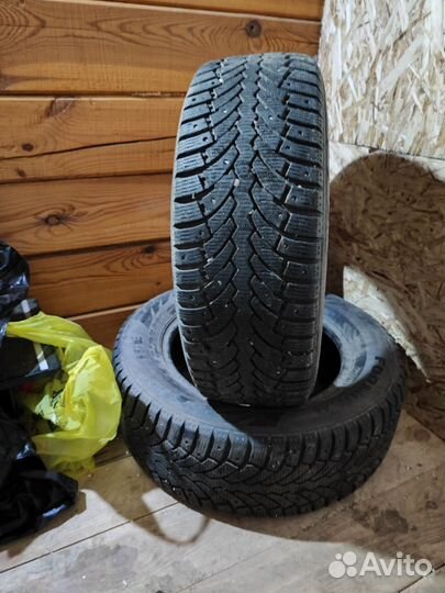 Pirelli Formula Ice 215/60 R16
