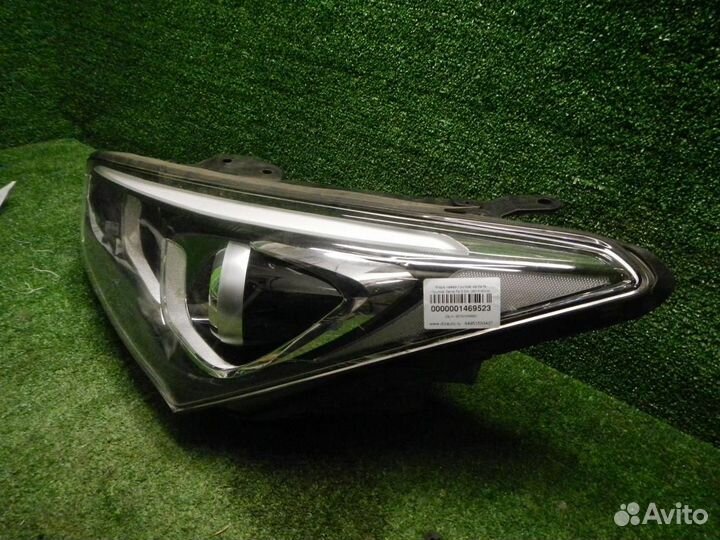 Фара левая Hyundai Santa Fe