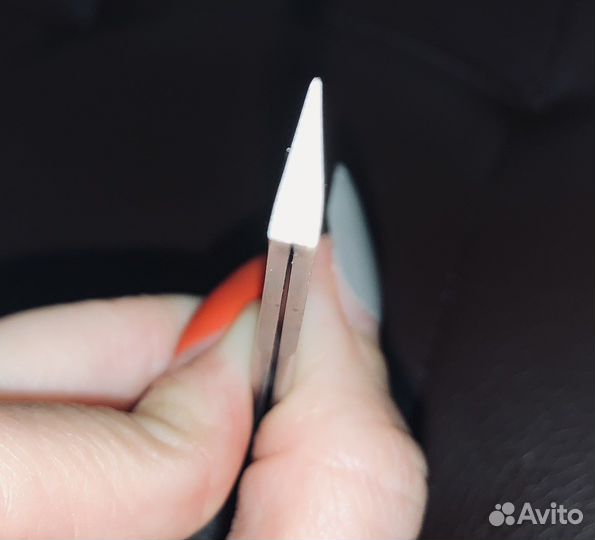 Пинцет для ресниц