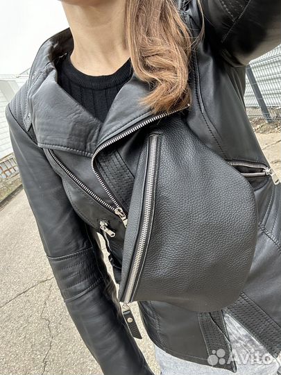 Сумка бананка натуральная кожа новая