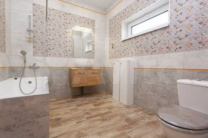 Таунхаус 175 м² на участке 6 сот.