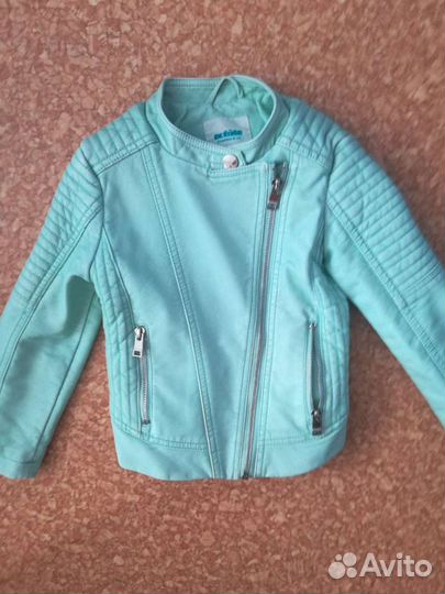 Кожаная куртка на девочку