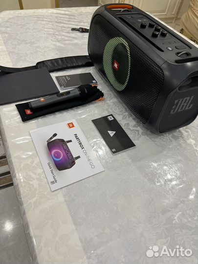 Jbl partybox on the go с микрофоном оригинал