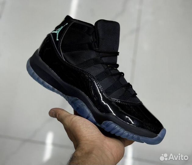 Кроссовки Nike air jordan 11