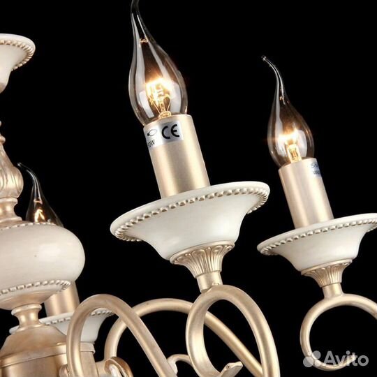 Люстра подвесная в спальню классика