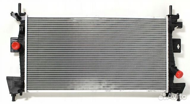 Радиатор охлаждения Ford Focus 3