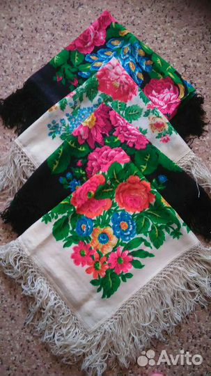 Платок шерстяной