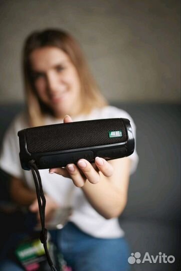 Беспроводная блютуз колонка More Choice BS22