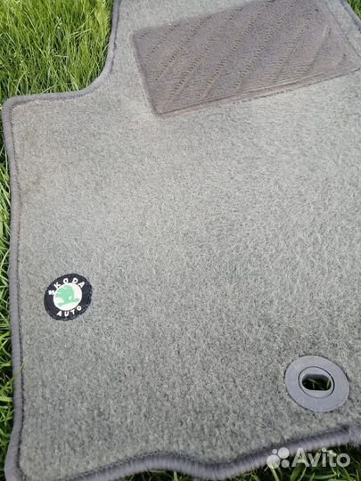 Автомобильные коврики