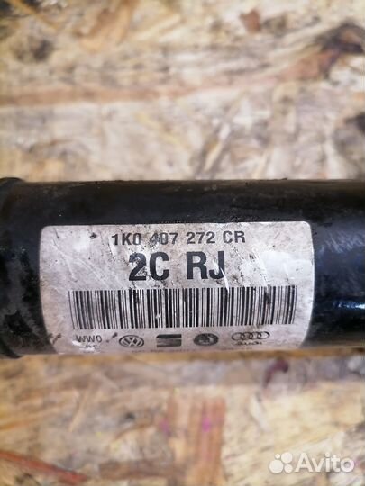 Передний правый привод Volkswagen Passat B6 3.2