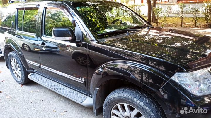 Nissan Pathfinder 3.0 AT, 2011, 256 000 км
