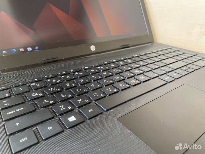 Мощный Ноутбук HP 2 видеокарты/4 ядра/Full HD