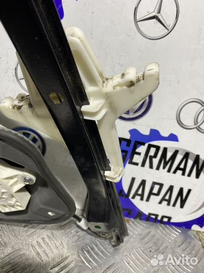 Стеклоподъемник задний правый VolksWagen Jetta 5