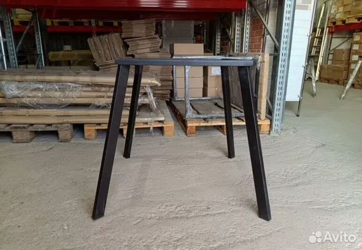 Подстолье металлическое