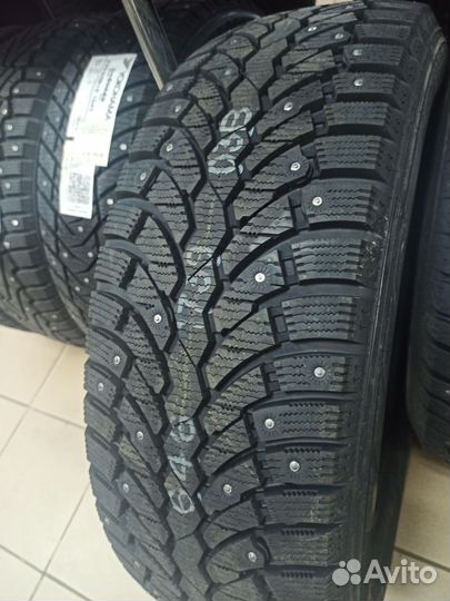 Pirelli Formula Ice 215/65 R16