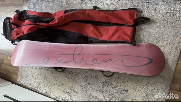 Сноуборд с чехлом
