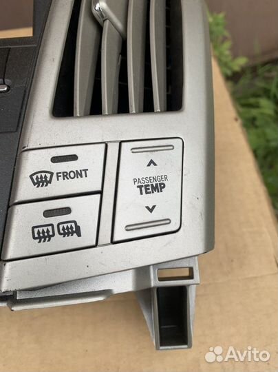 Блок климат контроля Lexus RX 330