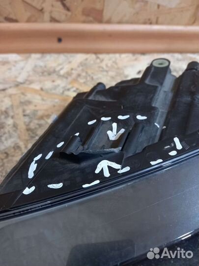 Фара Левая Фольксваген Поло 5 6R2941007E Дефект