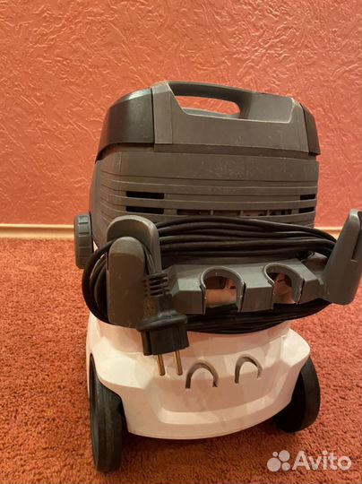 Моющий пылесос для химчистки Karcher SE 6.100