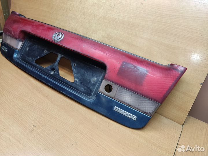 Фонарь задний центральный, Mazda 626 GE