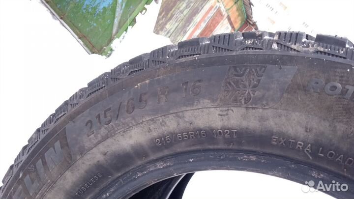 Michelin X-Ice North 4 215/65 R16 102T