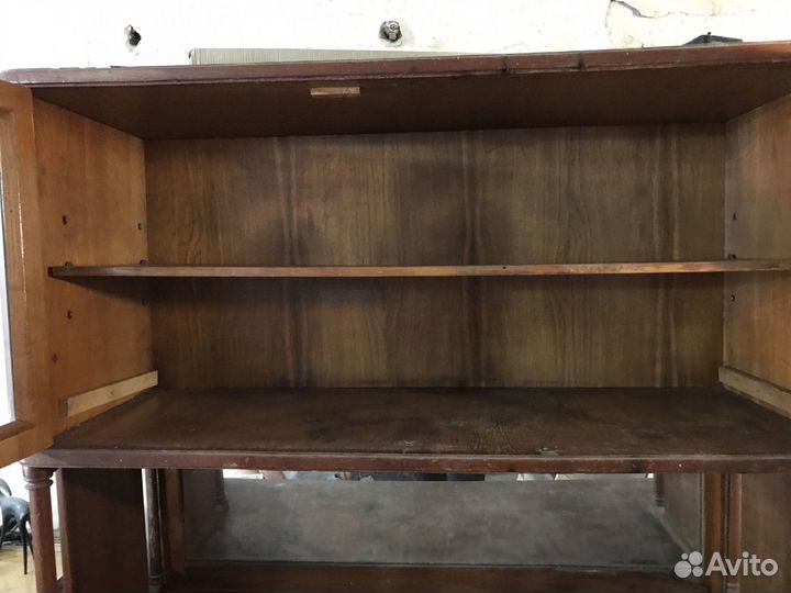 Старинный буфет