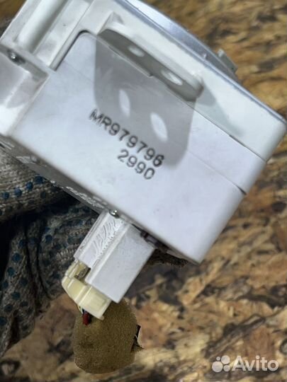 Часы Мицубиси Аутлендер CU 1