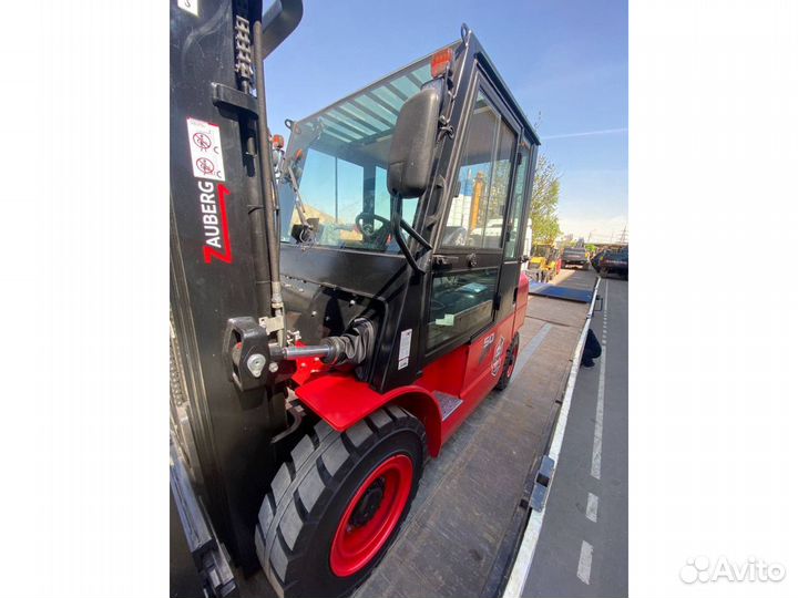 Дизельный вилочный погрузчик Zauberg DS50-M