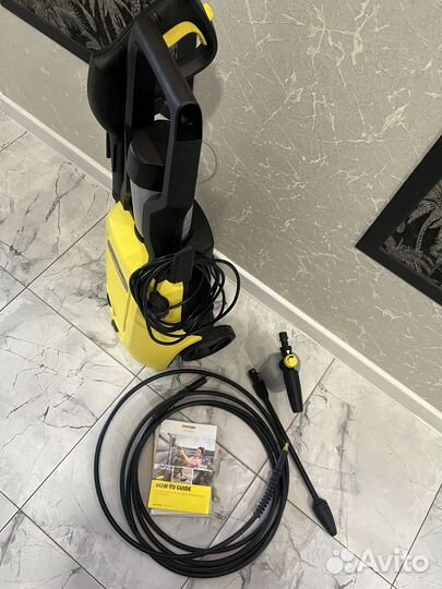 Продаю автомойку Karcher K 4 Universal Edition