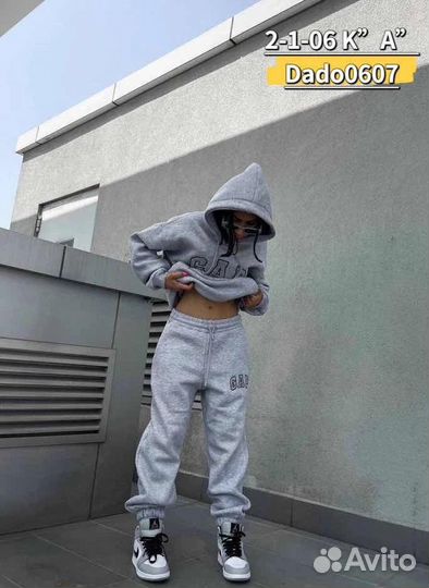 Тёплые костюмы Gap