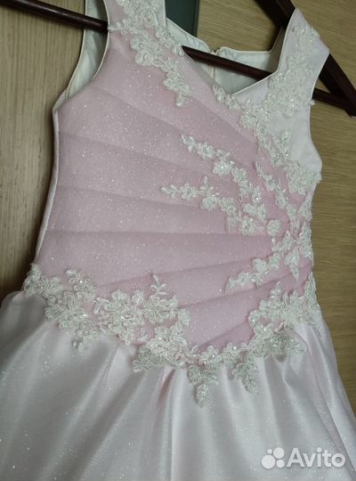Платье праздничное 7-9 лет