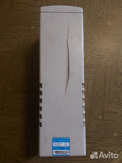 Источник бесперебойного питания ippon