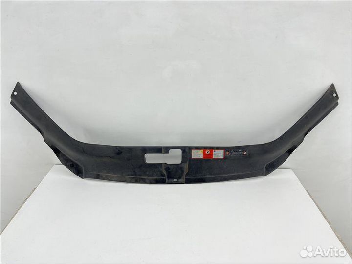 Накладка радиатора Audi Q7 4LB BAR 2007