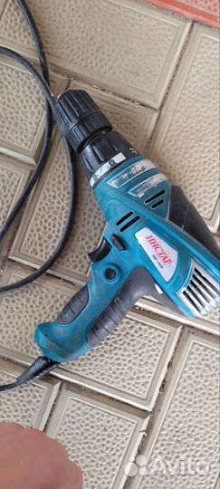 Дрель шуруповерт