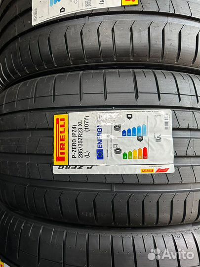 Pirelli P Zero PZ4 285/35 R23 и 325/30 R23