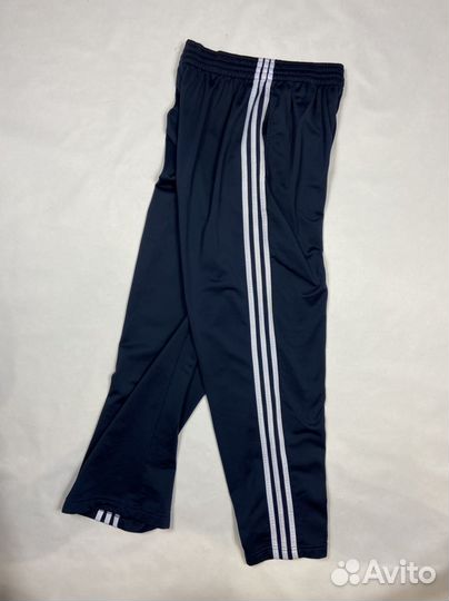 Широкие штаны adidas