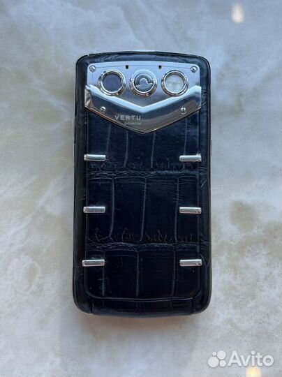 Vertu Constellation Quest, 8 ГБ