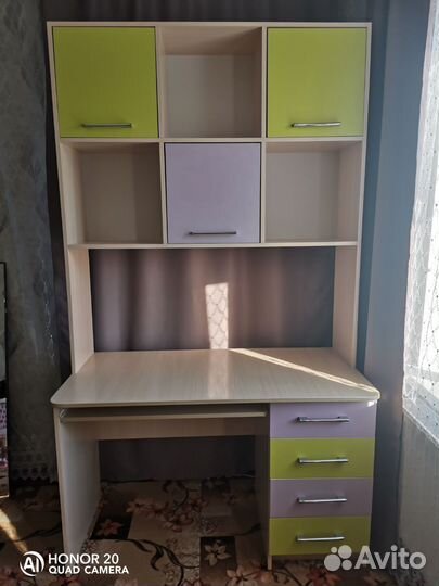 Компьютерный стол