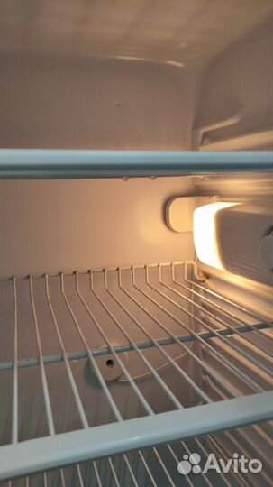 Холодильник рабочий