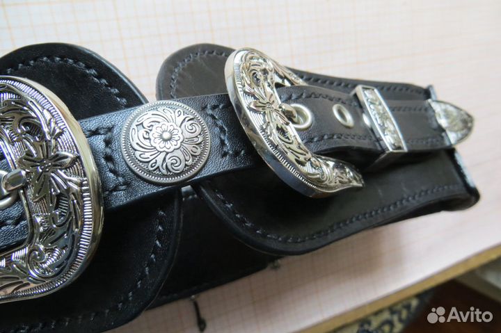 Ремень женский кожаный с двумя пряжками