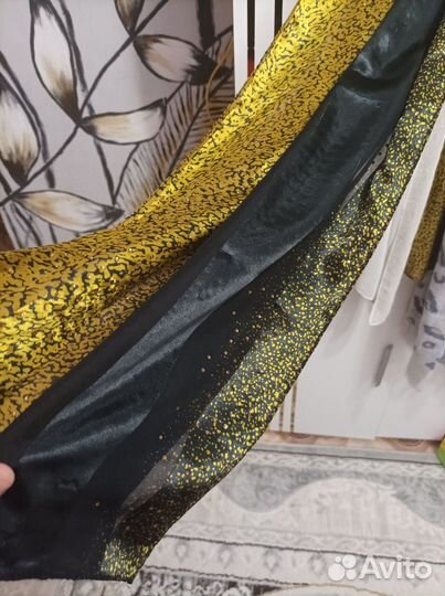 Женские шарфы и платки