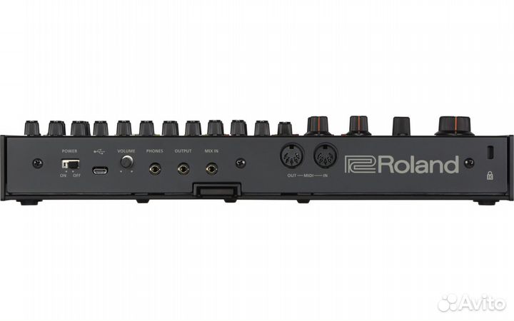 Драм-машина Roland TR-08 новая