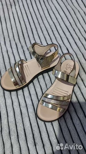 Сандалии