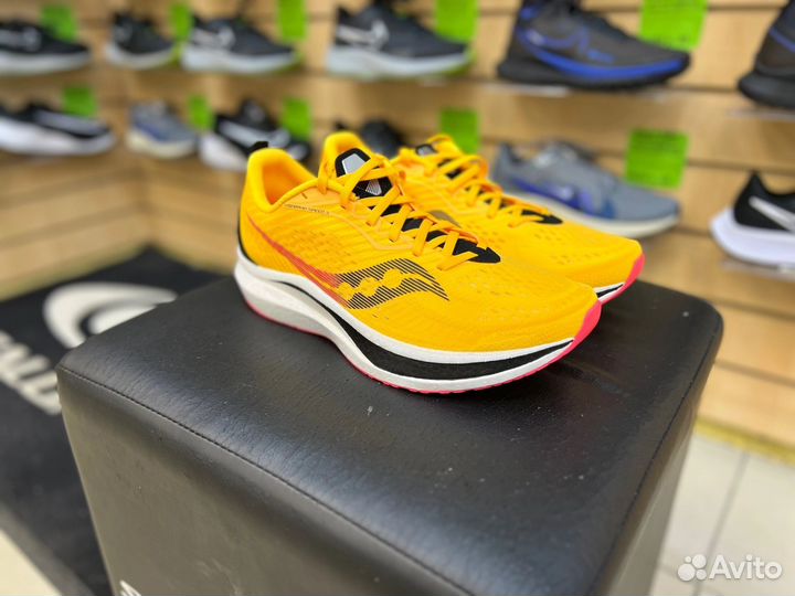 Кроссовки беговые Nike