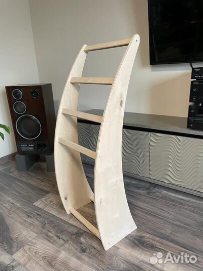 Вешалка для одежды напольная