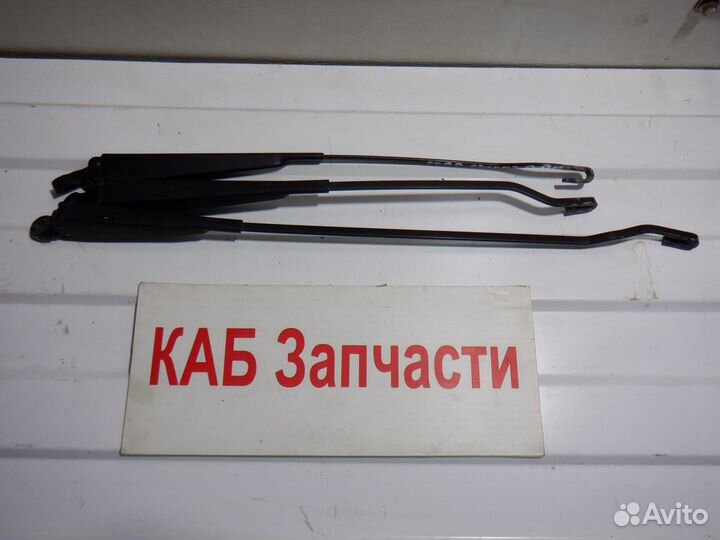 Поводок стеклоочистителя Ford Escort DA 1986-1990