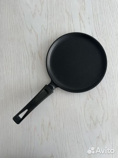 Сковородка блинная новая
