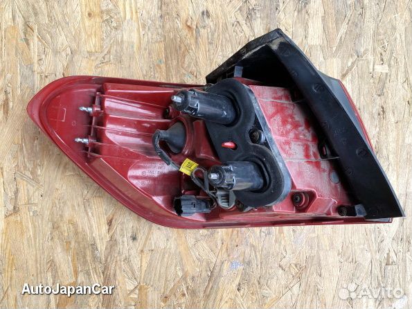 Задний правый фонарь фара Киа Соренто Прайм