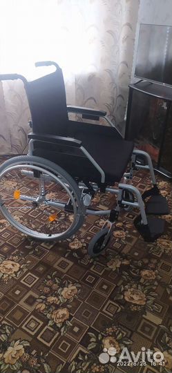 Коляска для инвалидов новая, не использовалась