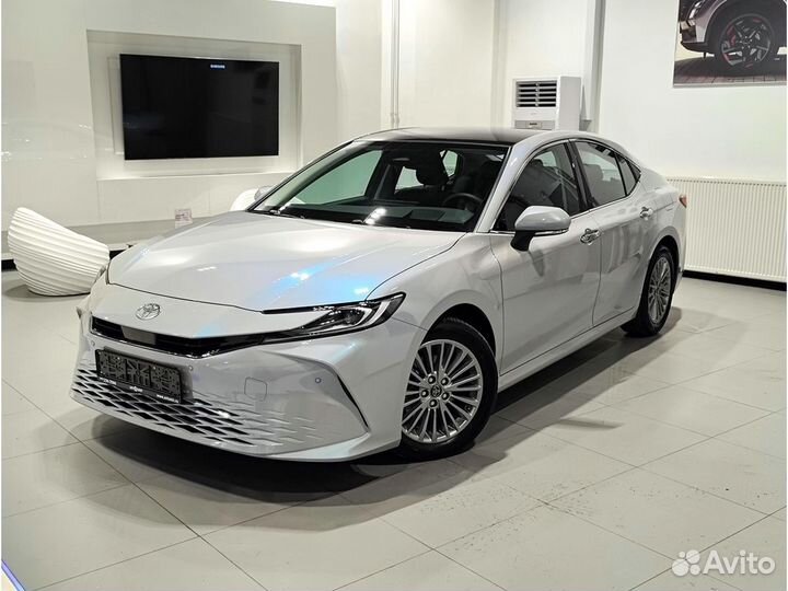 Toyota Camry 2.0 CVT, 2024